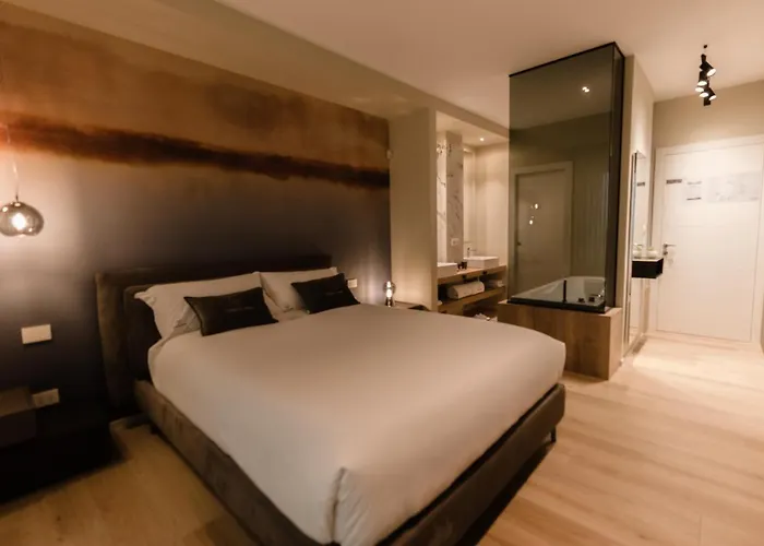 'tabula Rasa Exclusive Rooms' ゲストハウス