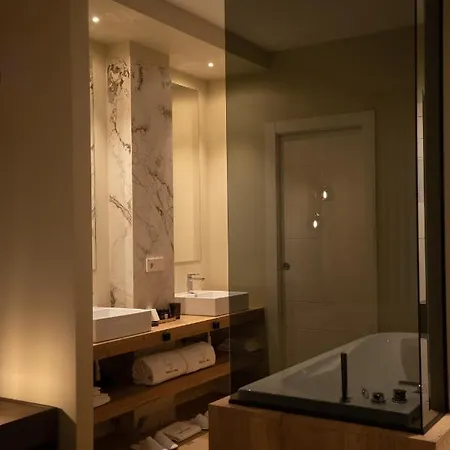 'tabula Rasa Exclusive Rooms' ゲストハウス